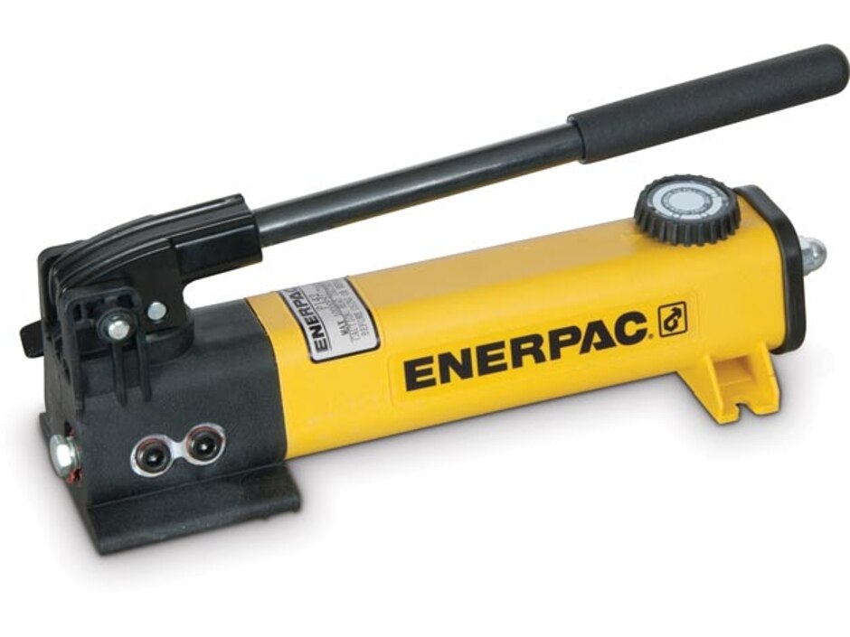 P142, Two Speed, Lightweight Hydraulic Hand Pump, 20 in3 Usable Oil